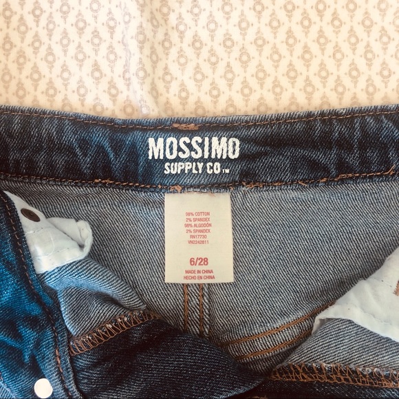 ❗CLOSET CLOSING ❗Mossimo jean skirt - Picture 3 of 3